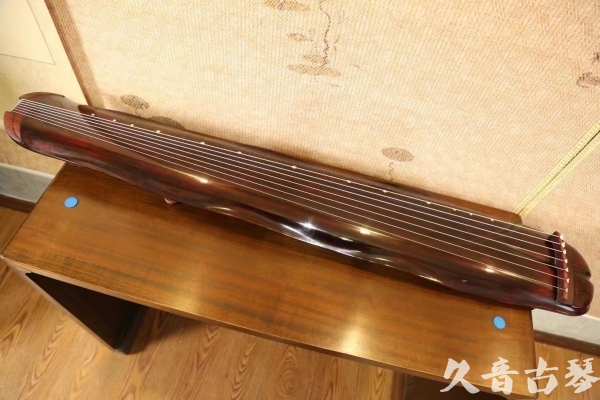 济宁市●久音古琴  ●今日推荐  20230516【收藏级断纹蕉叶】