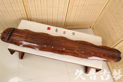 济宁市●久音古琴  ●今日推荐20240831  【断纹蕉叶】